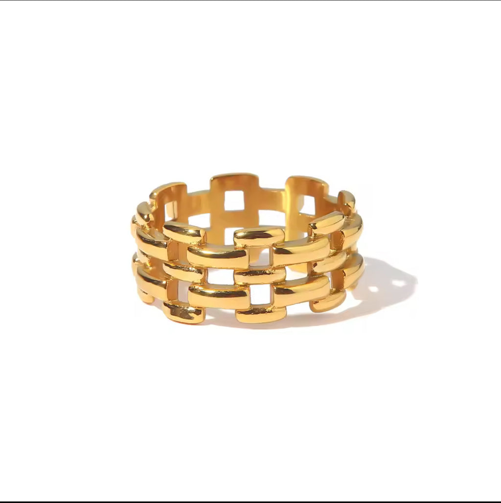 Golden Grid Ring