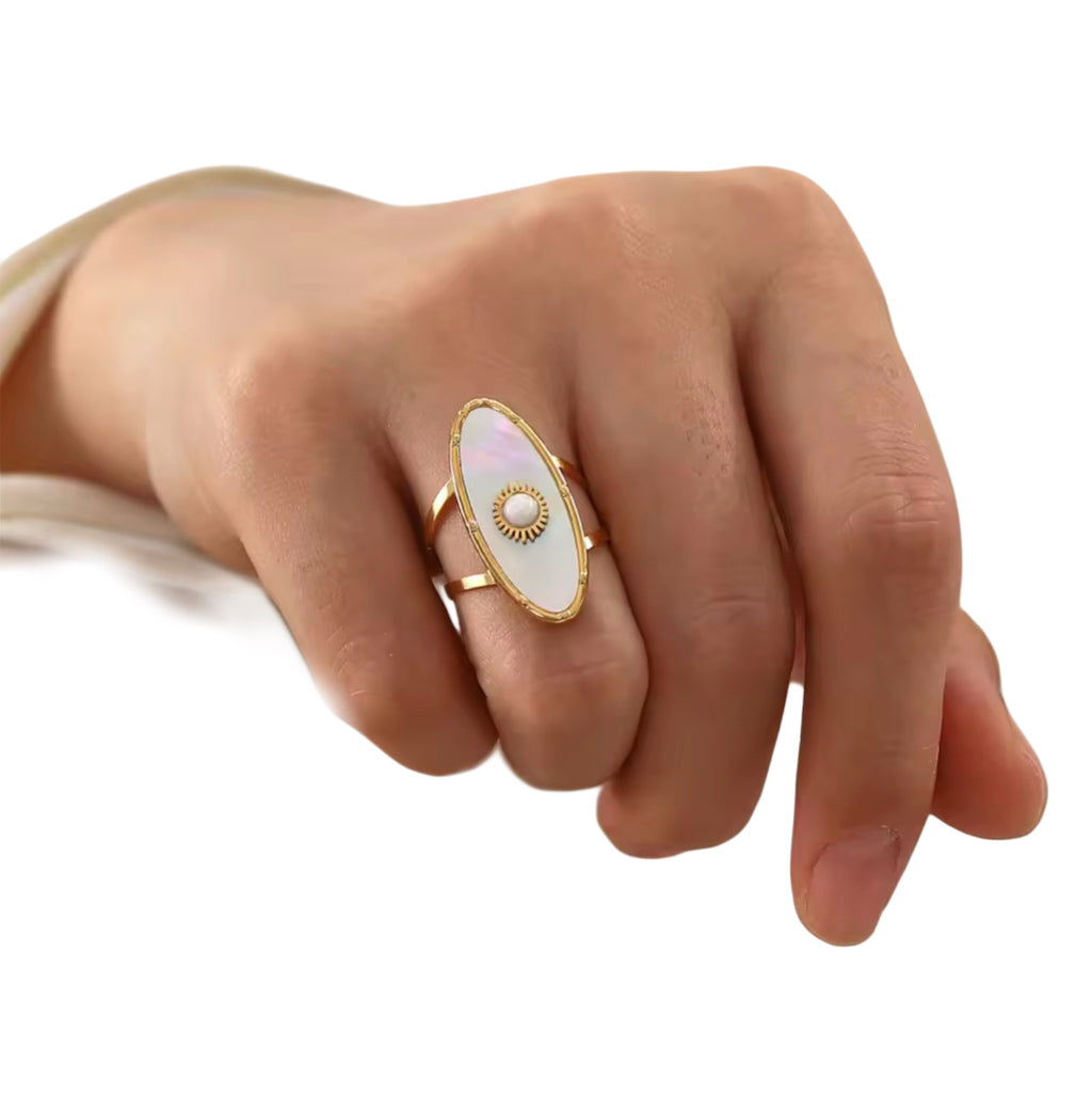 Opaline Ring
